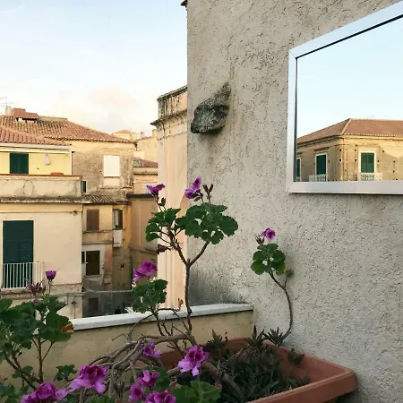 Il Terrazzo In Centro Apartment *